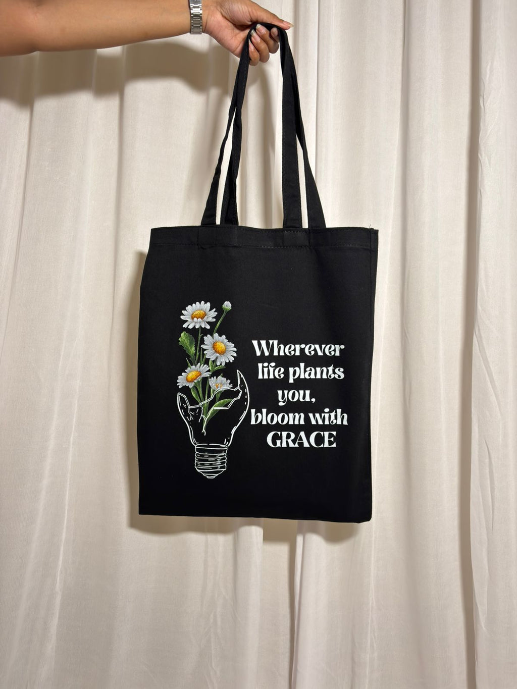 The "Bloom With Grace" Resilient Daisy Tote Bag